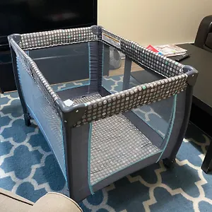 Adorable 2-bedroom With Free Parking Apartment